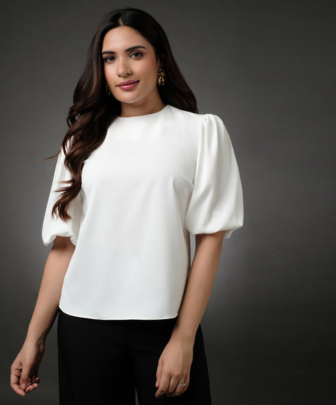 Round Neck White Sleeve Elasticated Top