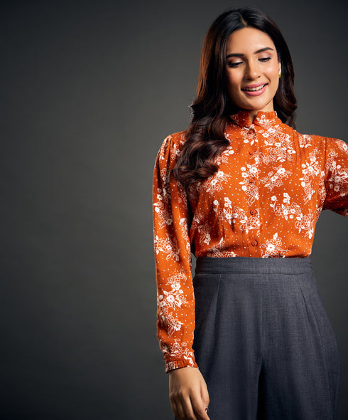 Pintuck Detailed Ditsy Floral Viscose Top