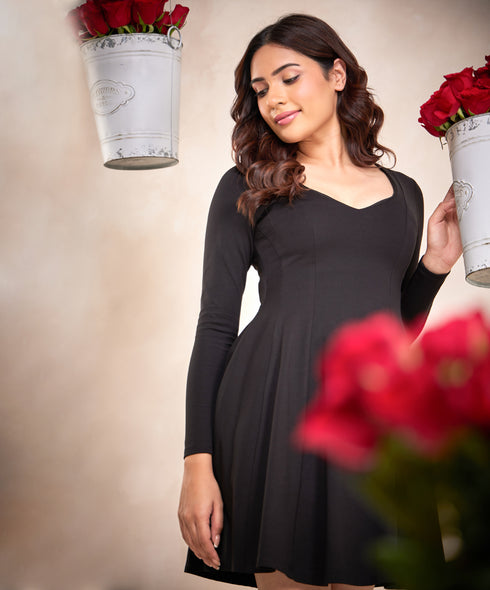 Waistless Long Sleeve Ponte Dress