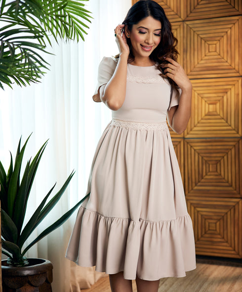 Lace Trimmed Gathered Sleeve Dress