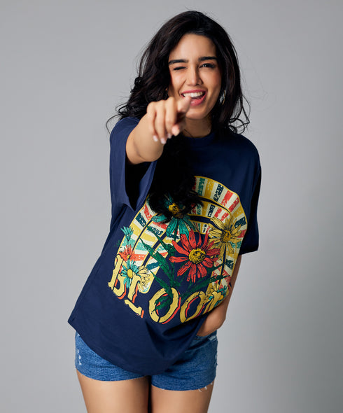 Oversize Navy Bloom Tshirt