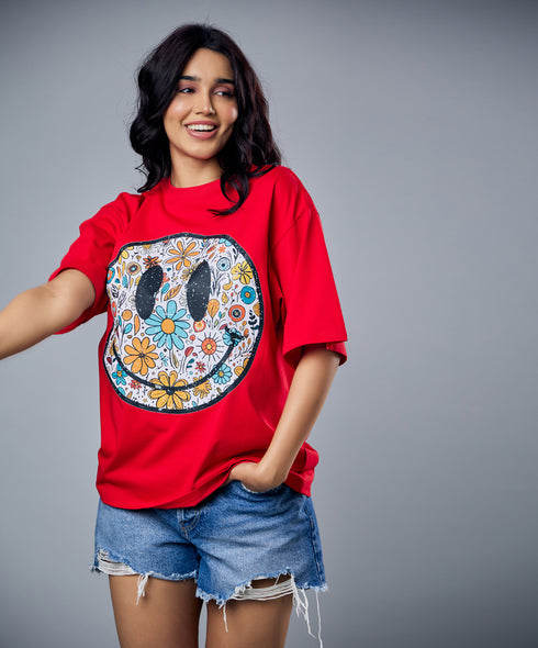 Smiling Doodle Face Oversized Tshirt