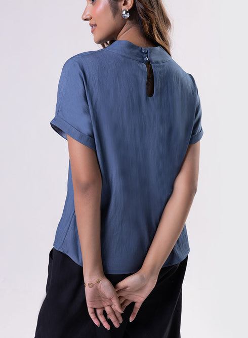 Line Aligned Floral Embroidered Top