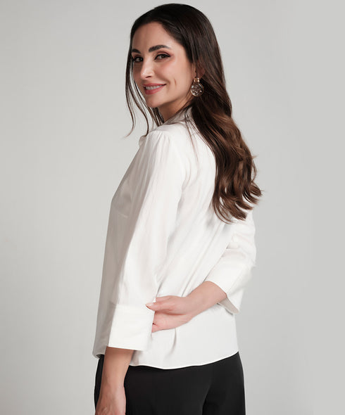 Front Buttoned Separated Collar Shirt
