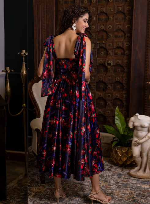 Sweetheart Printed Neck Sleeve Tie Dress