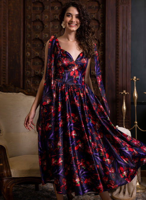 Sweetheart Printed Neck Sleeve Tie Dress