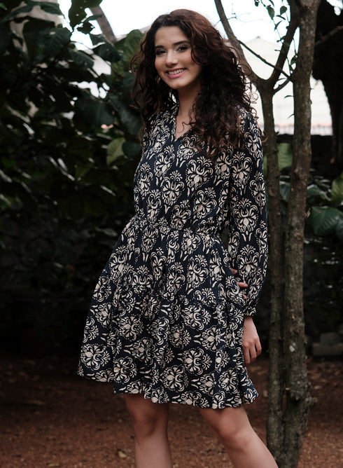 Printed Neck Tie Long Sleeve Dress