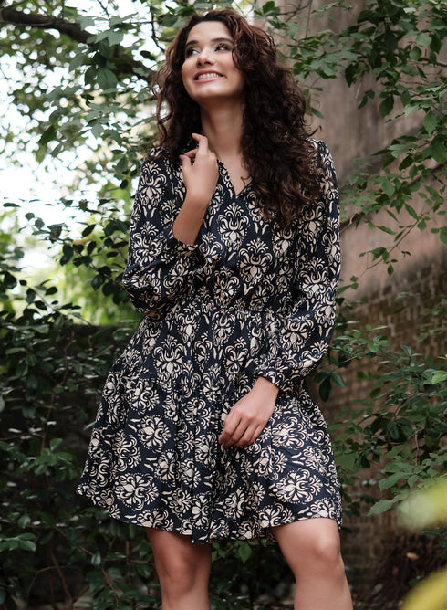 Printed Neck Tie Long Sleeve Dress