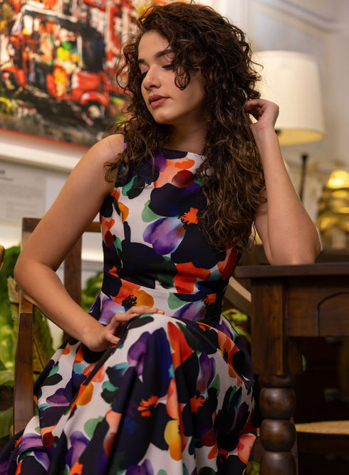 Sleeveless Printed Dress With Waist Band