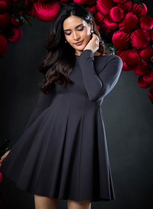 Long Sleeve Waistless Ponte Knit Dress