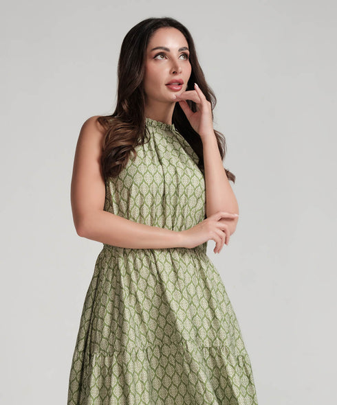 Waist And Neck Detailed Printed Dress-Green