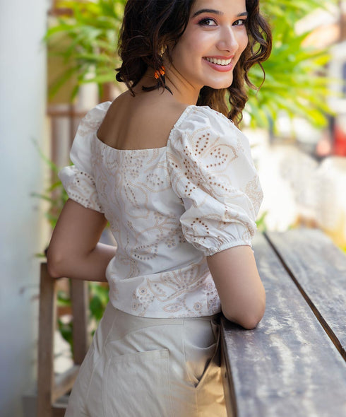 Puff Sleeve Front Open Cutlon Top