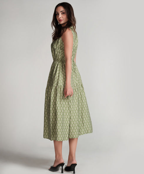 Waist And Neck Detailed Printed Dress-Green