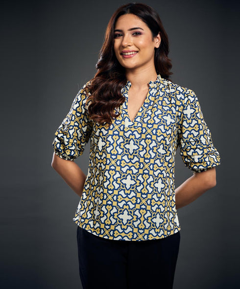 Puffed Sleeve Front VNeck Printed Top