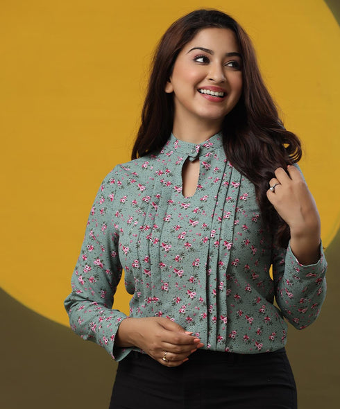 Large Front Pleated Printed Mint Top