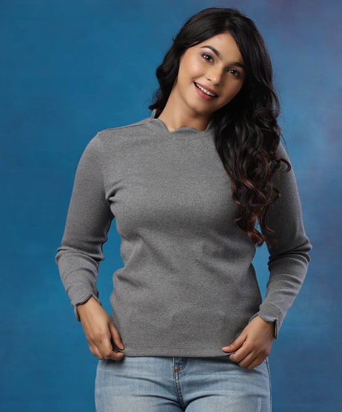 Scallop Trim Rib Knit Gray Tshirt