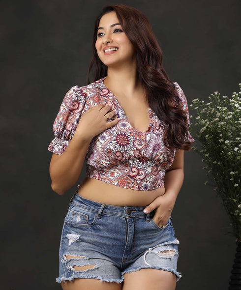 Vneck Waist Panel Detailed Crop Top