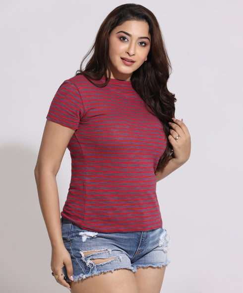 Vertical Line Crew Neck Red Tshirt