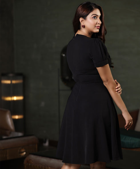 Front Buttoned Puff Sleeve Vneck Dress