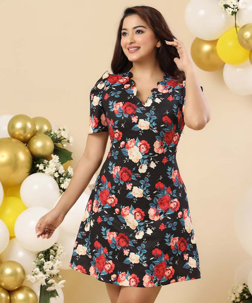 Printed Scallop Sleeve Detailed Dress