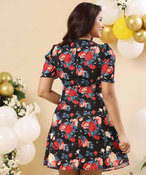 Printed Scallop Sleeve Detailed Dress