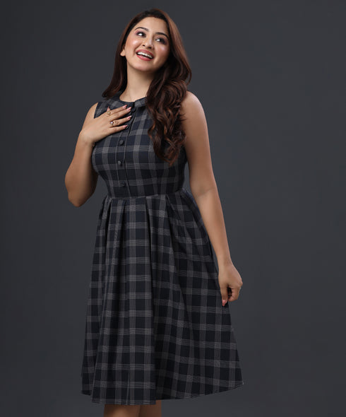 Collared Front Buttoned Check Dress