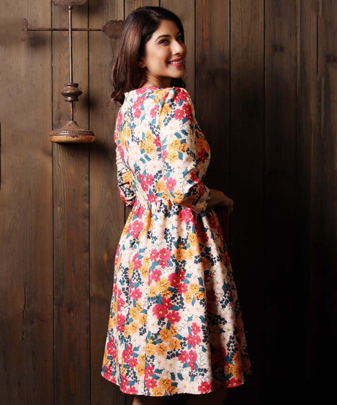 Three Quarter Sleeve Round Neck Dress