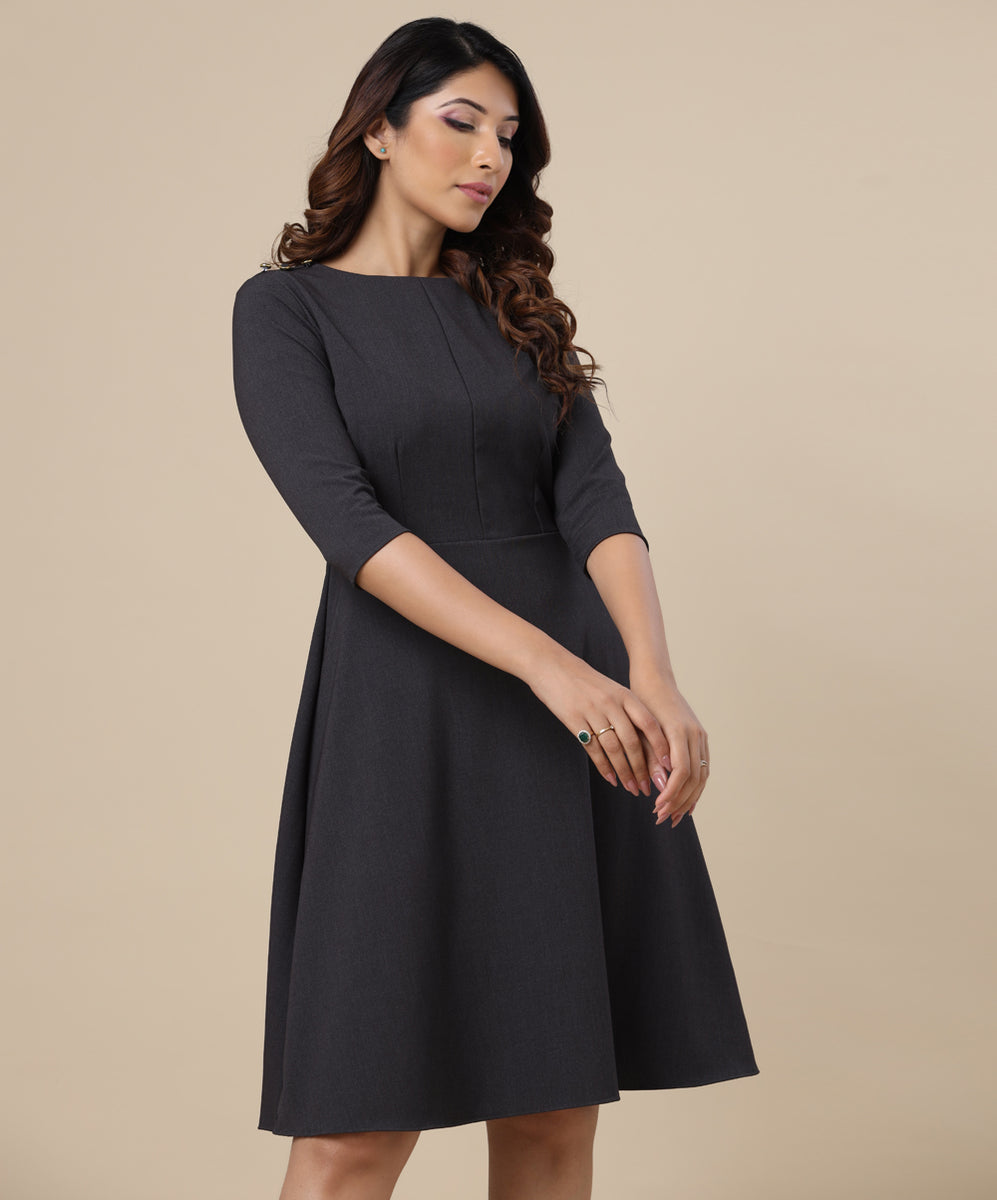 Shoulder Detailed Formal Grey Dress – Zigzag